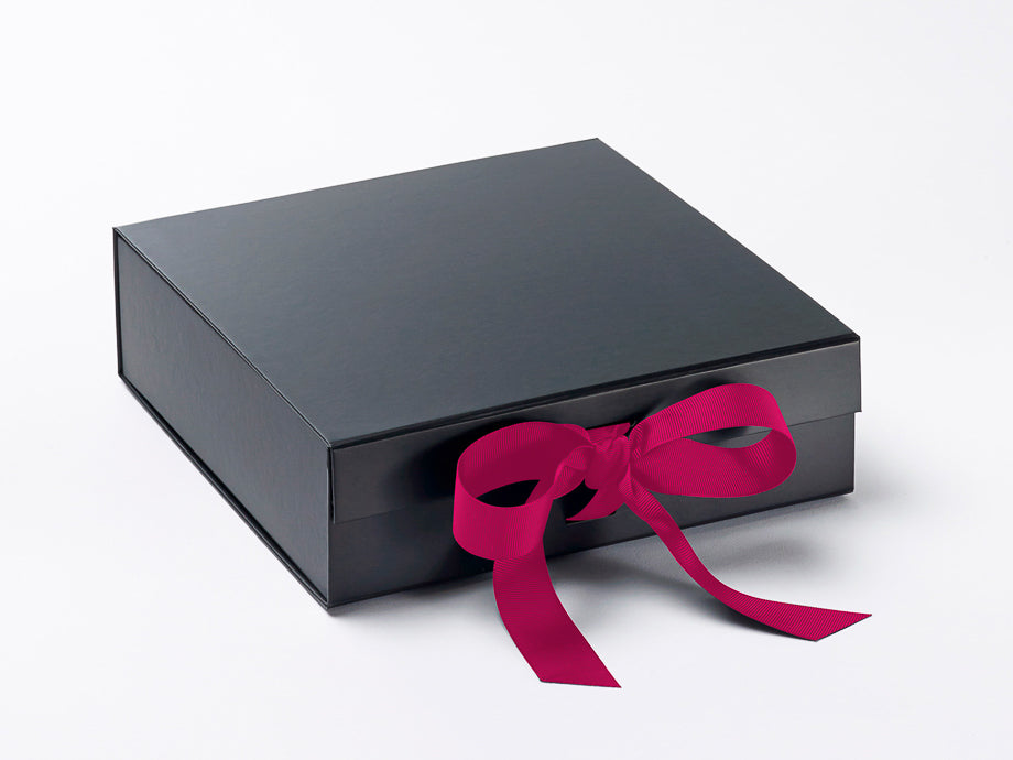 Medium Black Luxury Gift box with magnetic closure, and choice of ribbon (12)