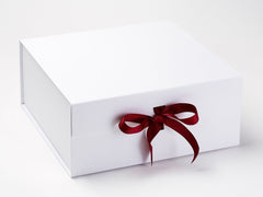 XL Deep White Luxury Gift box with magnetic closure, and choice of ribbon (Pack of 12)